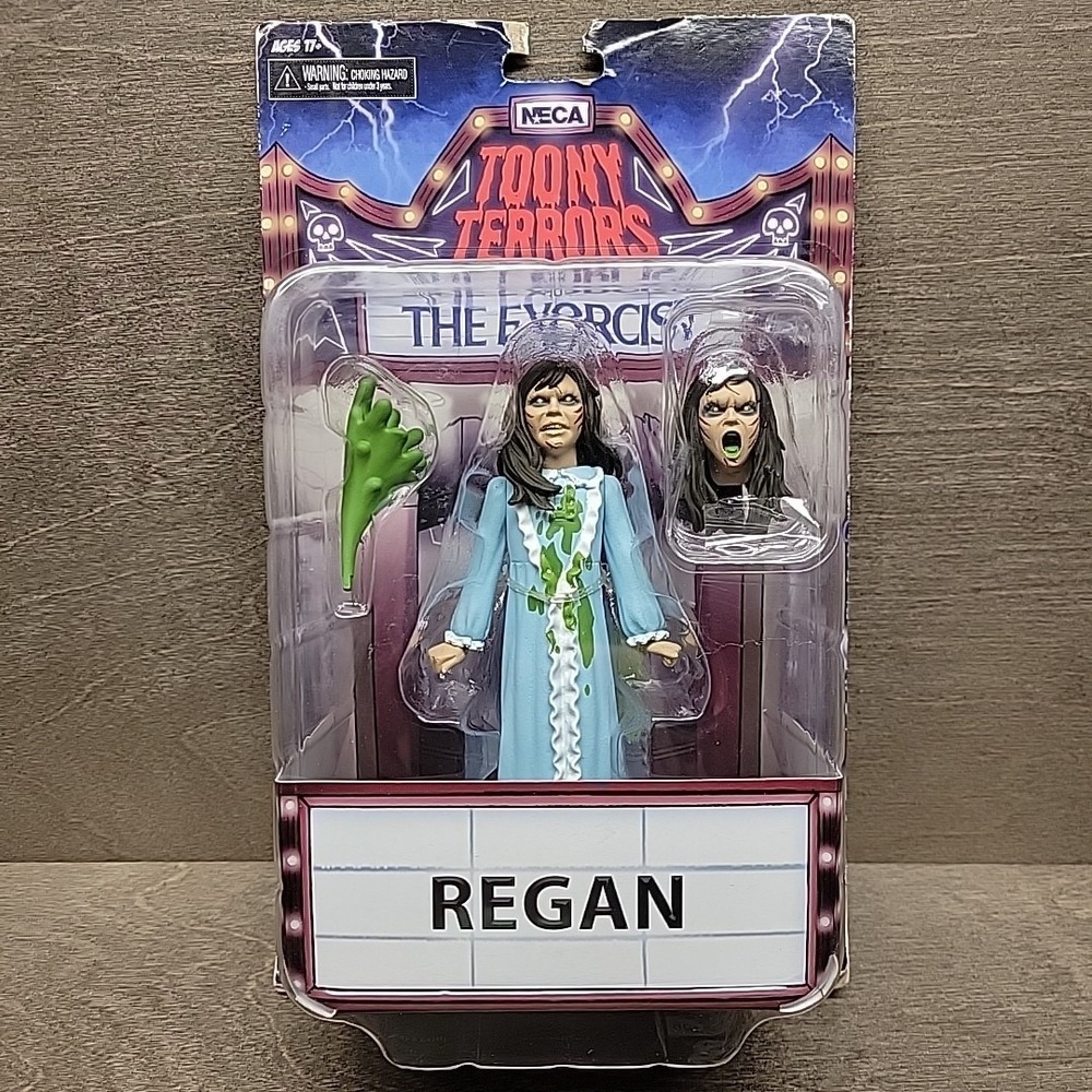 Regan - The Exorcist - NECA Toony Terrors Action Figure Horror Movie Puke Puking